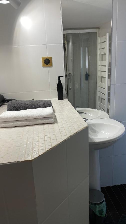 Marais Joli Deux Pieces Appartement Parijs Buitenkant foto